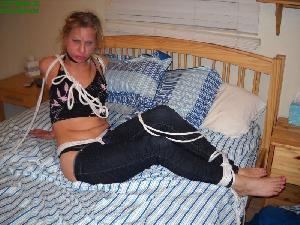 www.dizdat.com - 0149 Kristen Photo Gallery thumbnail